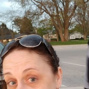 Meet your Posher, Vickie